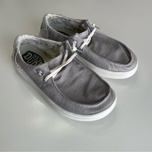 Hey Dude Wendy Rise Lunar Rock Slip-On Shoes, size 7